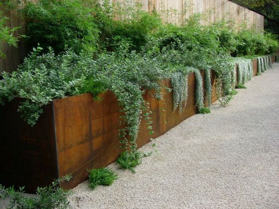 Hight Cube Rustic Metal Corten sadnica