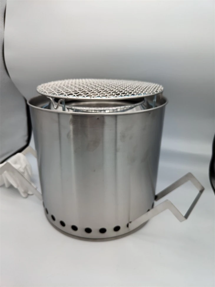 Patio Steel Fire Pit Solo Stove