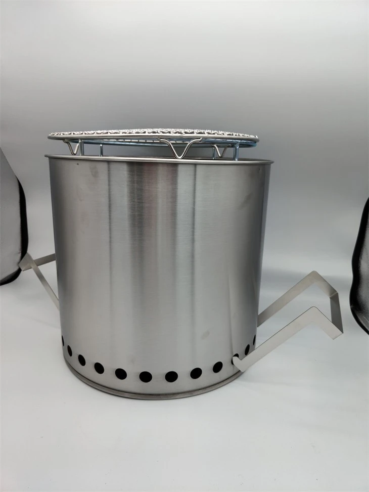 Patio Steel Fire Pit Solo Stove