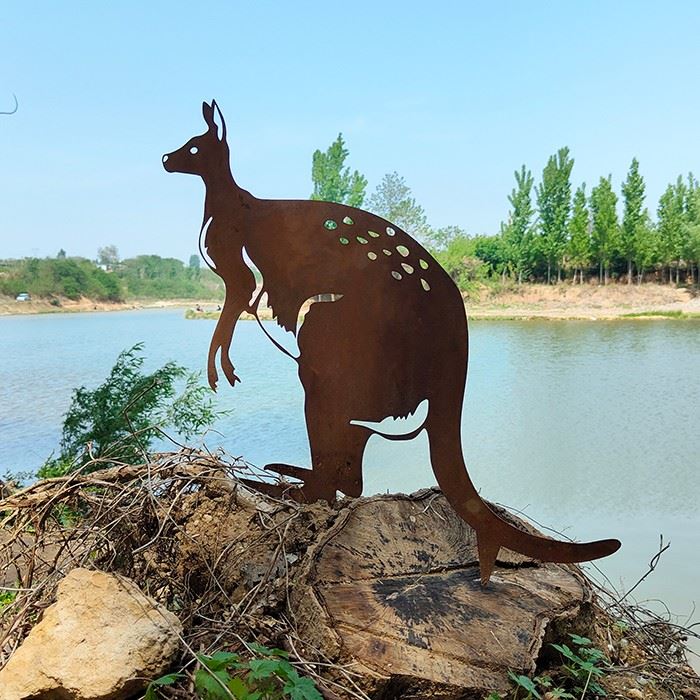 Rustic Metal Garden Sculptures